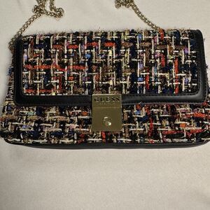 GUESS Tweed Chain Crossbody Bag Black Multi Flap Purse Gold Hardware Shoulder